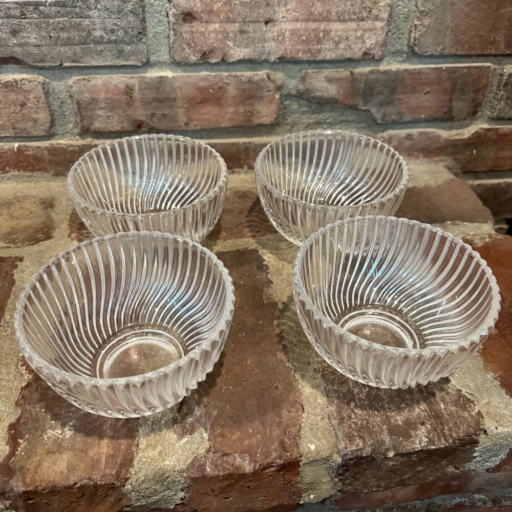 Vintage Godinger Harmony Wave Bowls Set of 4 Dessert Salad Clear Crystal? Glass?